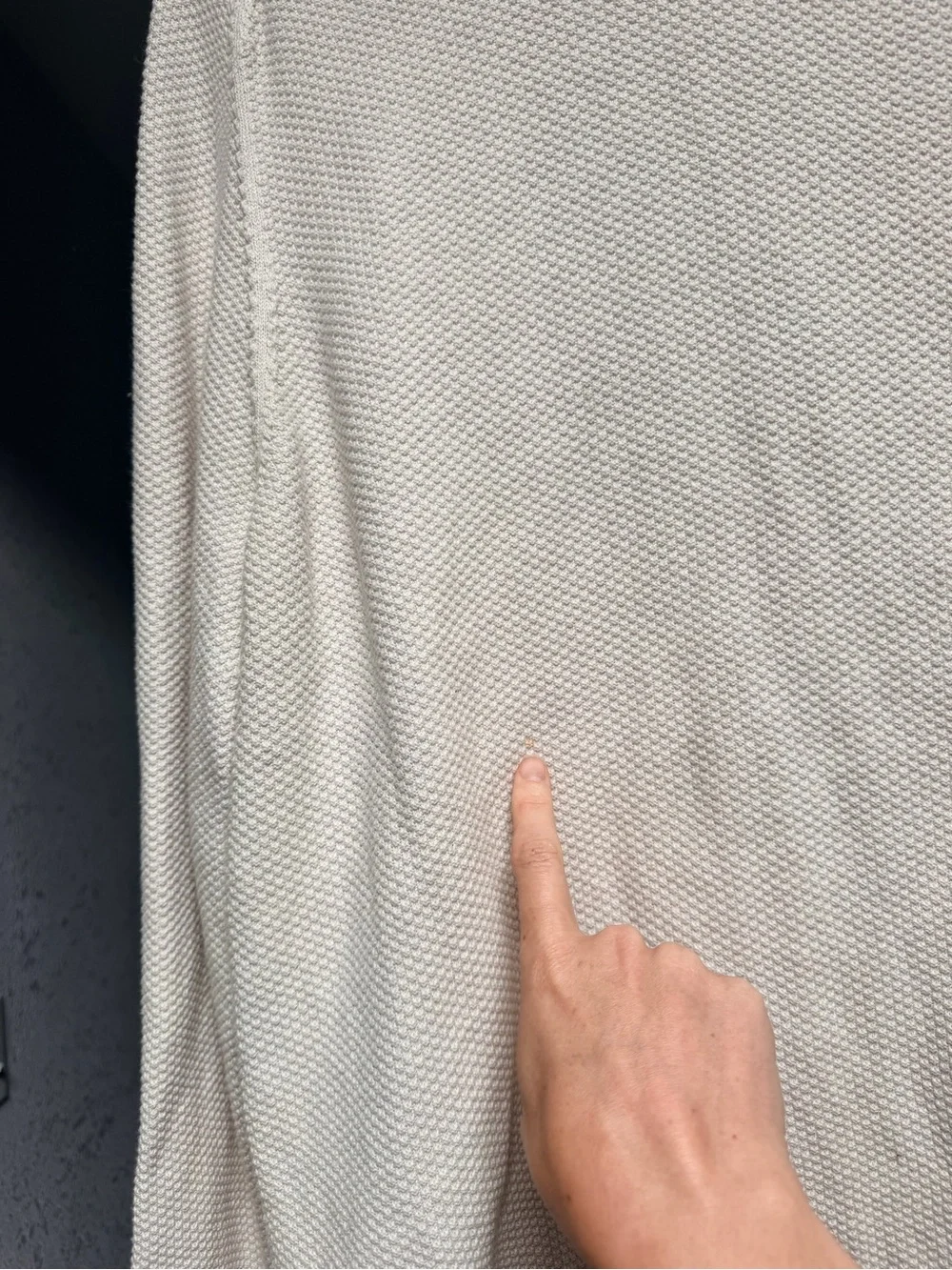 lululemon athletica Men’s Cream Crewneck Knit Sweater